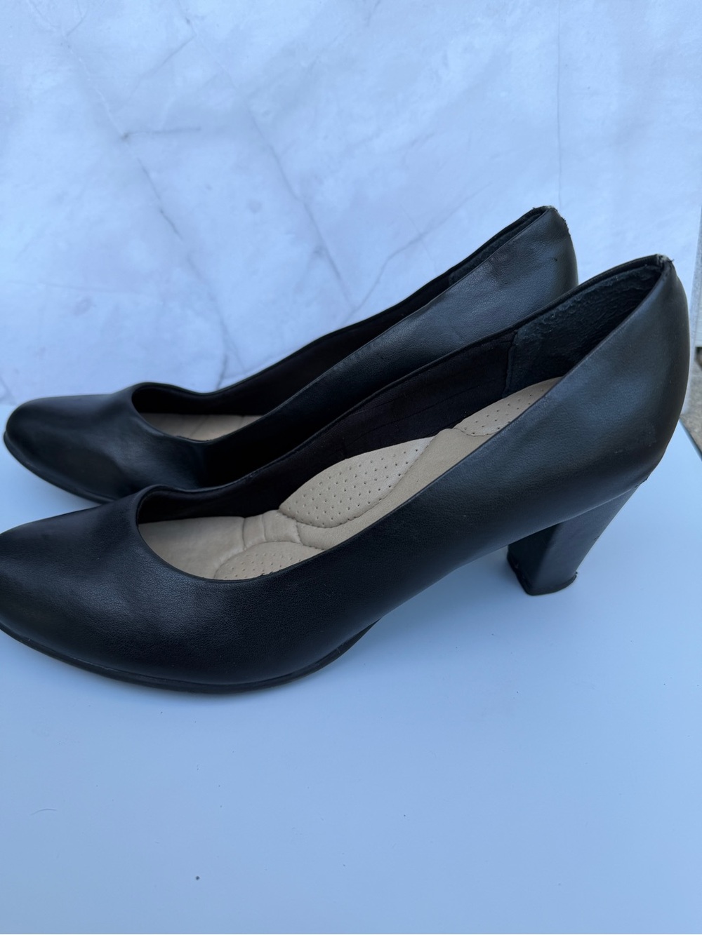 Picadilly Fly Foot Black Non-Slip Heel / Pump